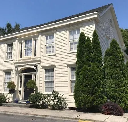 Hudson B&B